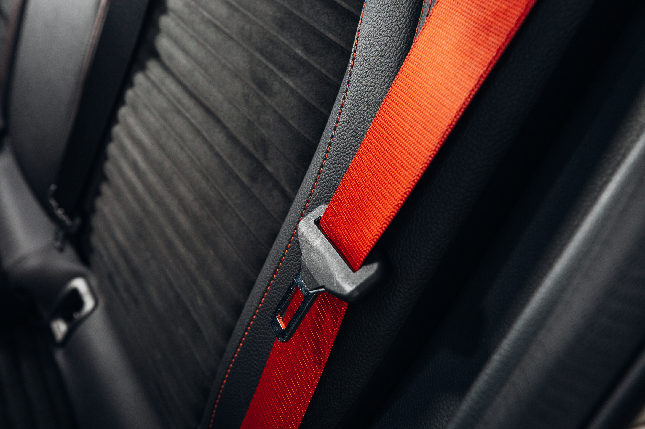 Seat Belt Cleaning Guide: Easy Tips and Tricks for Your Car