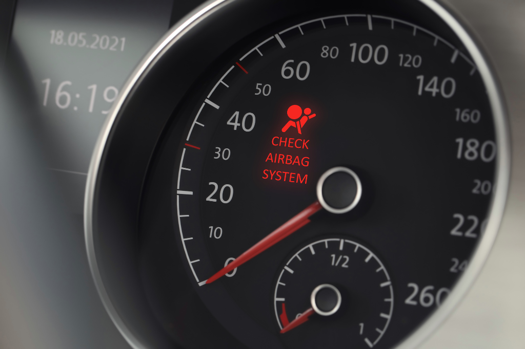 Driving With the Airbag Light On: Is It Really That Dangerous?