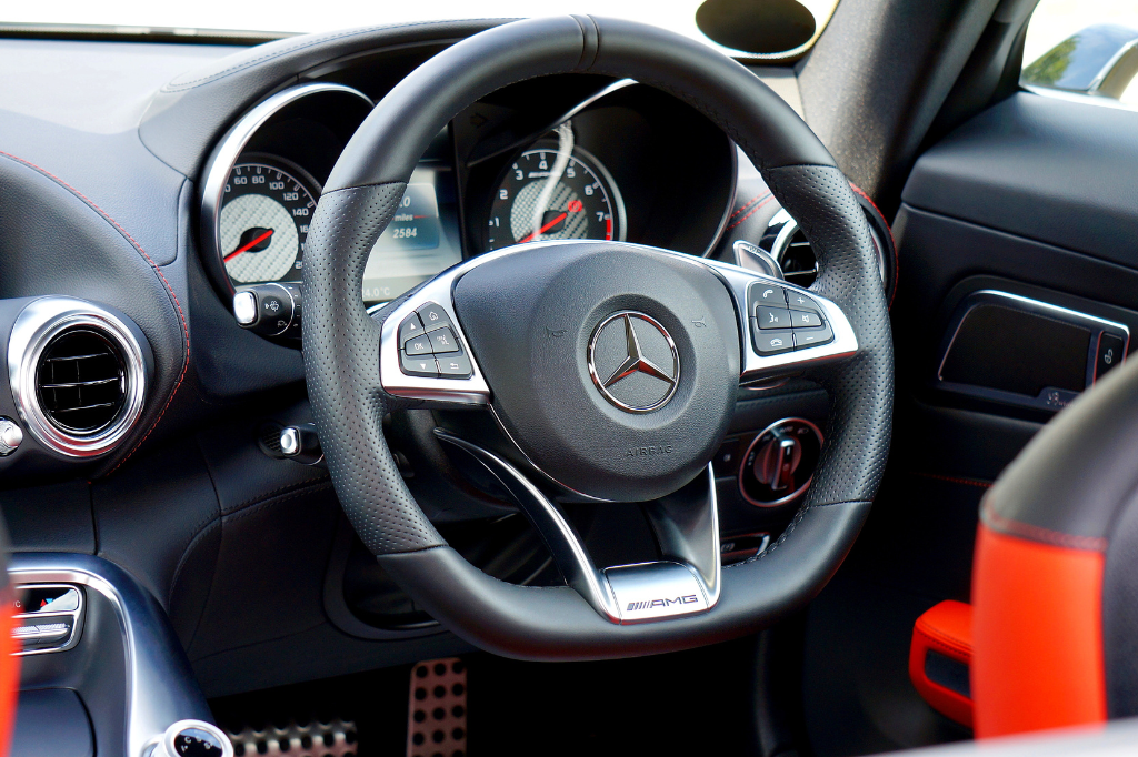 SRS Airbag Module 101: Stay Safe with This Crash-Saving Tech