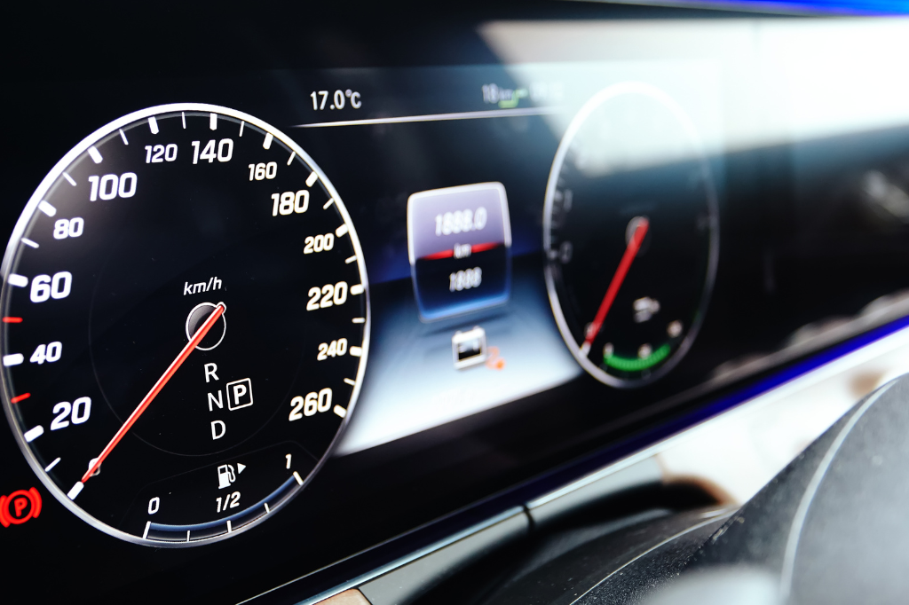 Understanding Dashboard Warning Lights: A Complete Guide to Your Vehicle's Signals