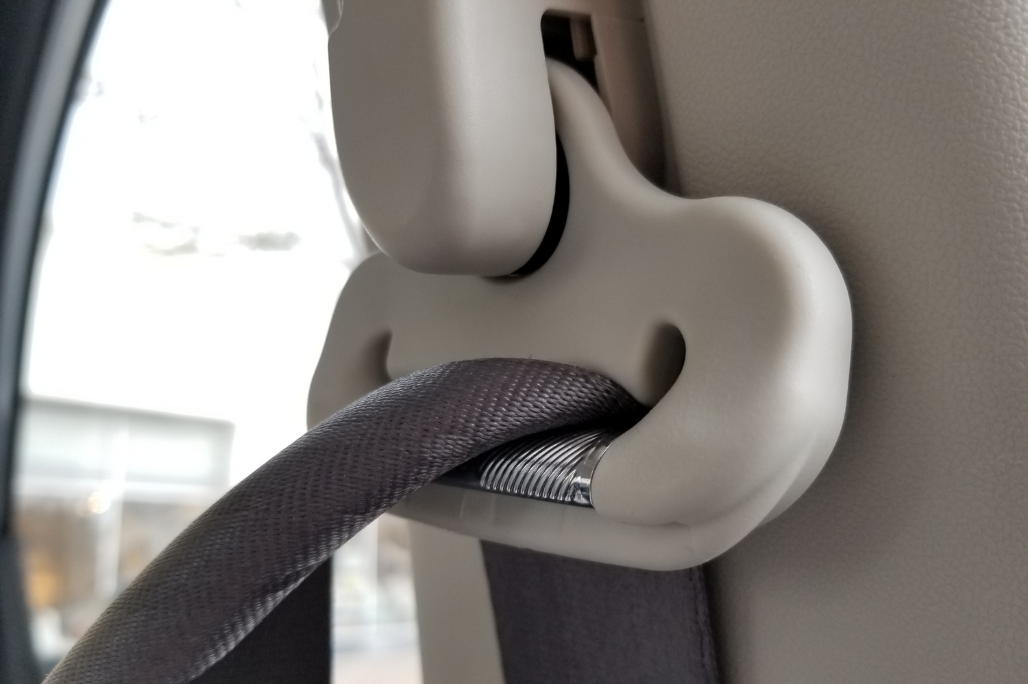 How to Fix a Slow-Retracting Seat Belt
