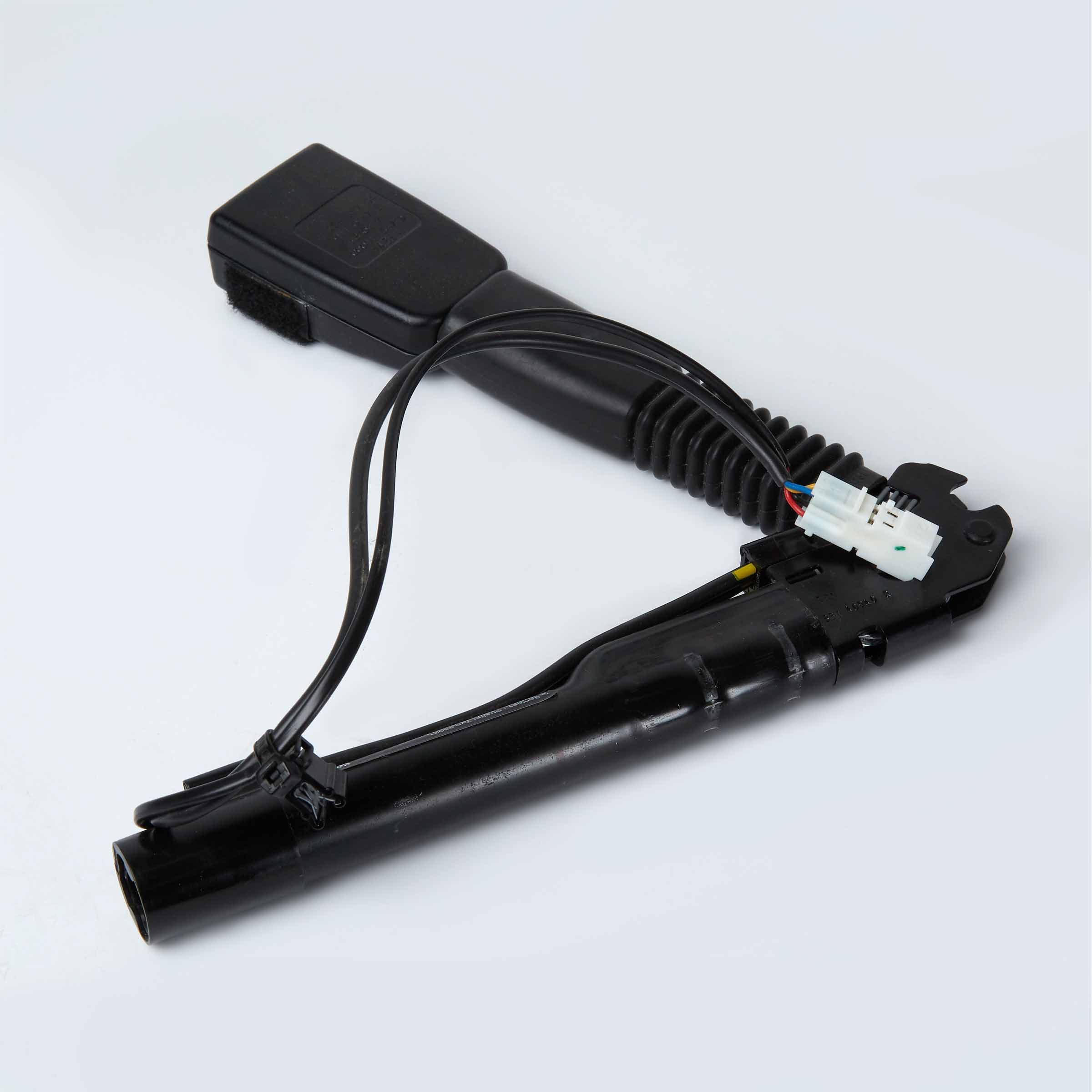 Enhancing Crash Protection with Seat Belt Pretensioners