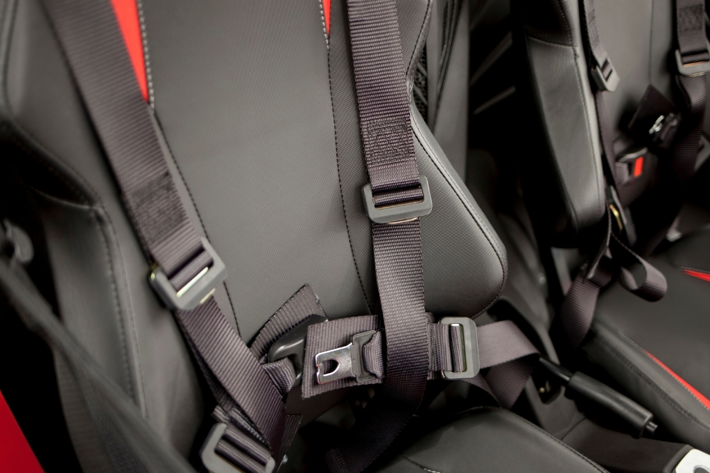 Exploring Types of Seat Belts: From Lap to Shoulder Straps