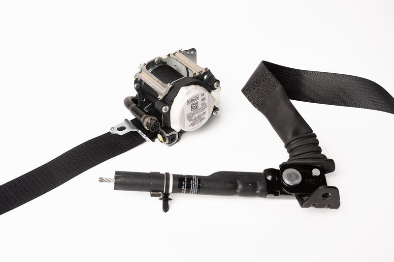 How to Repair a Broken Seat Belt (Expert Tips)